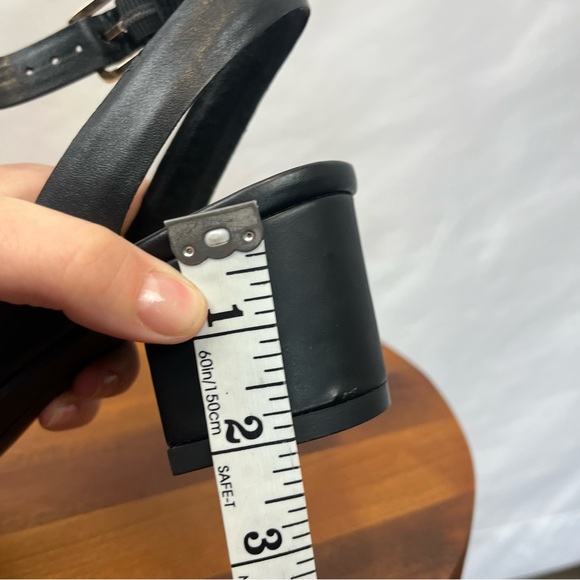 Isaac Mizrahi Block Heels - Picture 7 of 7